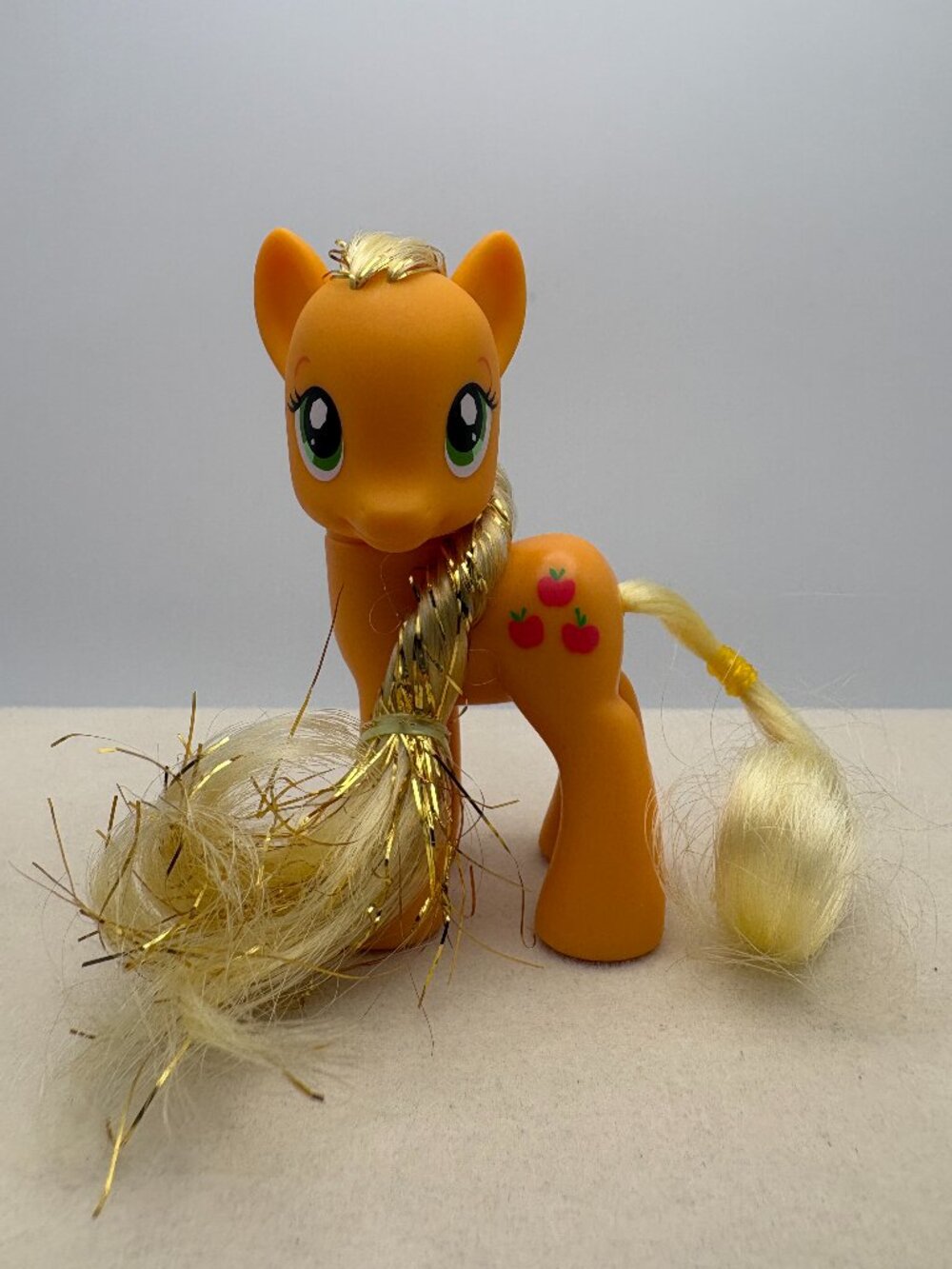 My Little Pony (MLP) Applejack FiM 2010 Gold Tinsel Hexagonal Eyes (MLP: LT2-21)